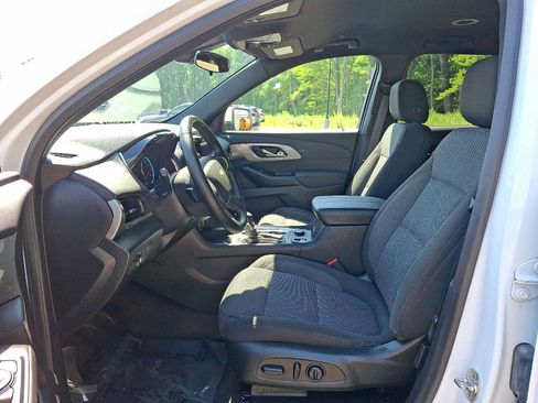 Used 2024 Chevrolet Traverse LT AWD/4WD image 13