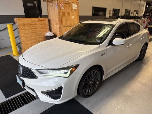 Used 2020 Acura ILX image 2