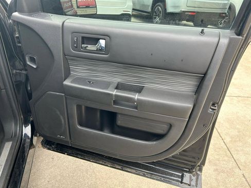 Used 2017 Ford Flex Limited w/ Limited Appearance Package image 16