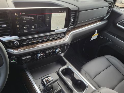 New 2026 GMC Sierra 1500 Elevation w/ Elevation Premium Package image 9