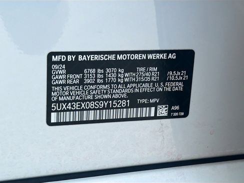 Used 2025 BMW X6 M60i AWD/4WD image 45