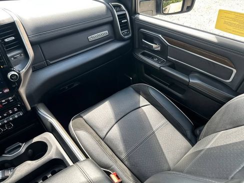 Used 2023 RAM 3500 Laramie AWD/4WD image 23