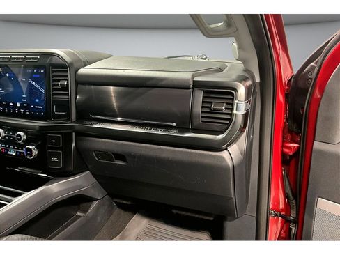 Used 2024 Ford F250 Lariat w/ Lariat Ultimate Package AWD/4WD image 17