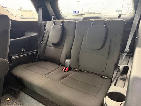 Used 2020 Ford Explorer XLT w/ Comfort Package AWD/4WD image 18