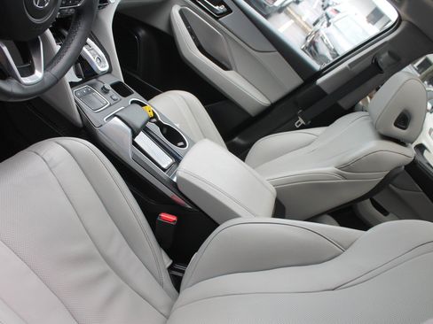 Used 2024 Acura MDX SH-AWD w/ Technology Package image 15