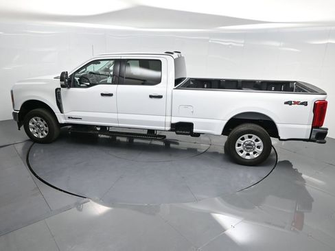 Used 2024 Ford F250 XLT image 63