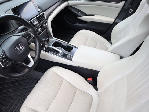 Used 2018 Honda Accord EX-L image 30