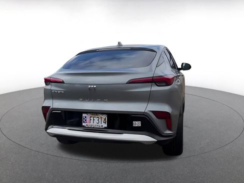 Used 2025 Buick Envista Sport Touring image 14