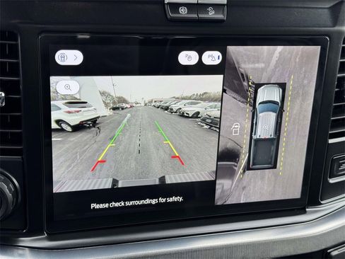 Used 2025 Ford F350 Platinum image 4