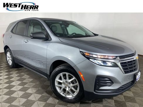 Used 2024 Chevrolet Equinox LS w/ LS Convenience Package AWD/4WD image 1