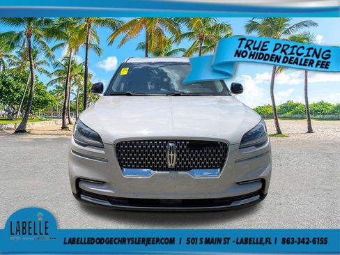 Used 2022 Lincoln Aviator Reserve RWD image 9