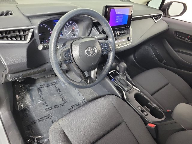 Used 2024 Toyota Corolla LE w/ LE Convenience Package FWD image 18