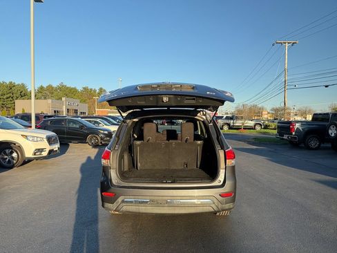 Used 2014 Nissan Pathfinder S AWD/4WD image 11