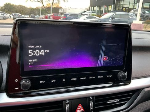 Used 2024 Kia Forte GT-Line image 31