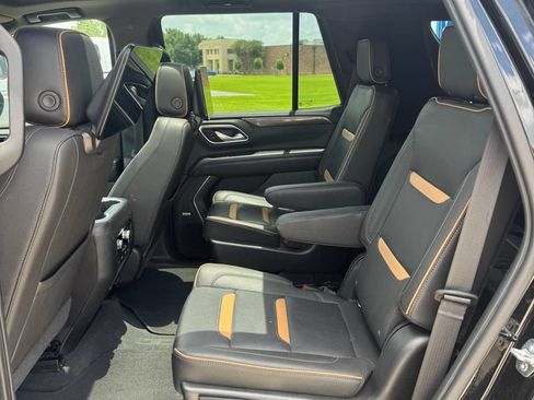 Used 2021 GMC Yukon AT4 w/ Rear Media and Nav Package AWD/4WD image 17