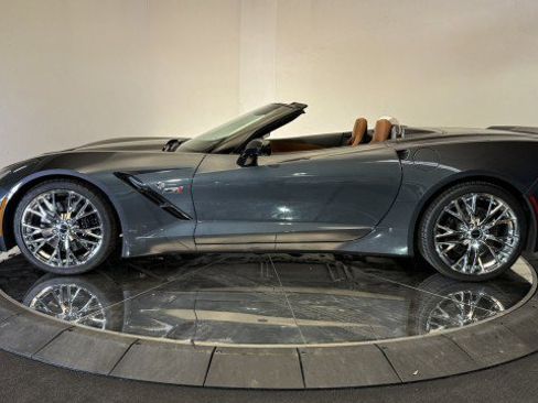 Used 2014 Chevrolet Corvette Stingray Convertible w/ 3LT Preferred Equipment Group image 31