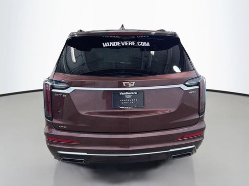 Used 2022 Cadillac XT6 Sport w/ Technology Package AWD/4WD image 8