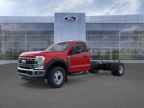 New 2025 Ford F550 4x4 Regular Cab Super Duty image 1