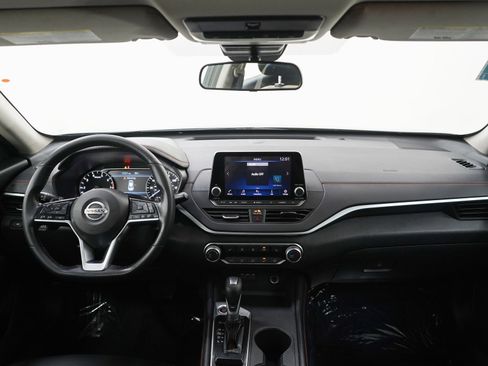 Used 2020 Nissan Altima 2.5 SR w/ Premium Package AWD/4WD image 13