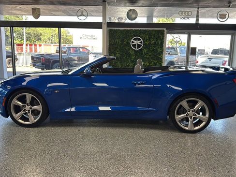 Used 2018 Chevrolet Camaro SS RWD image 43
