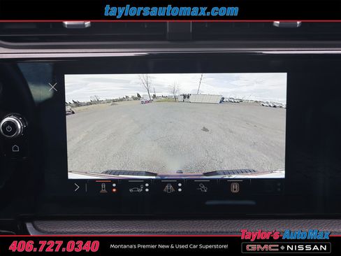 Used 2024 GMC Sierra 3500 Denali w/ Denali Reserve Package image 16