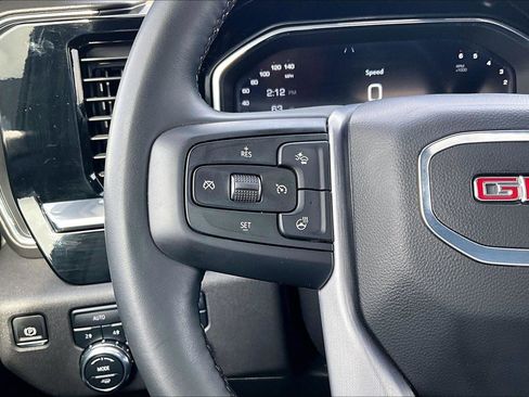 Used 2024 GMC Sierra 1500 SLT image 19