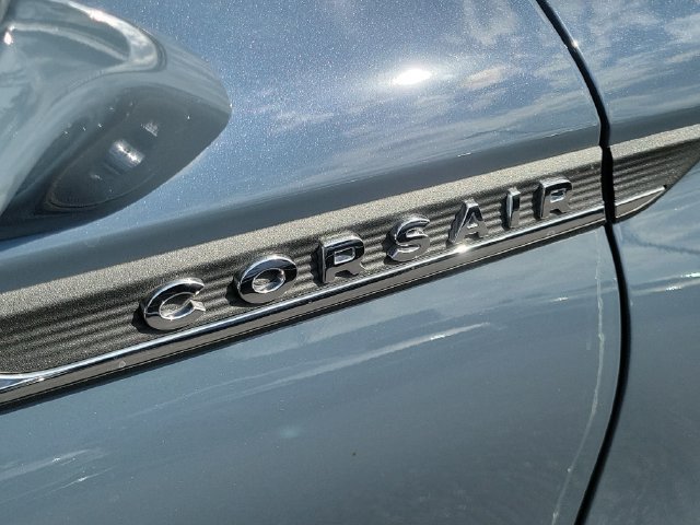 Used 2023 Lincoln Corsair Reserve w/ Equipment Group 201A AWD/4WD image 34