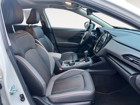 Certified 2025 Subaru Crosstrek 2.5i Limited w/ Crosstrek Mirror Package image 16