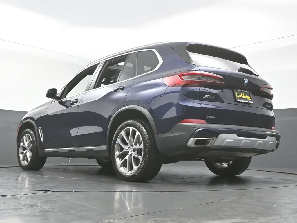 Used 2022 BMW X5 xDrive40i AWD/4WD image 43