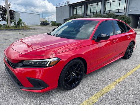 Used 2022 Honda Civic Sport image 3