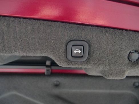 Used 2007 Cadillac XLR V RWD image 27
