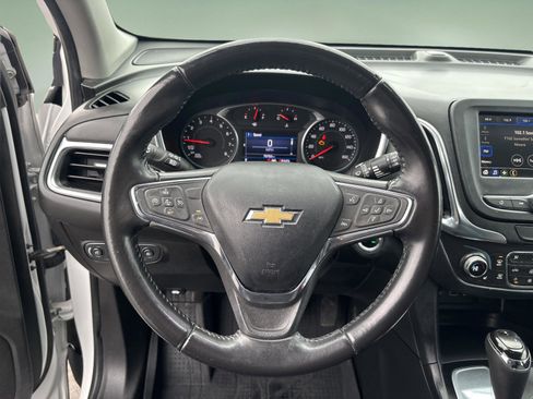 Used 2021 Chevrolet Equinox LT image 14