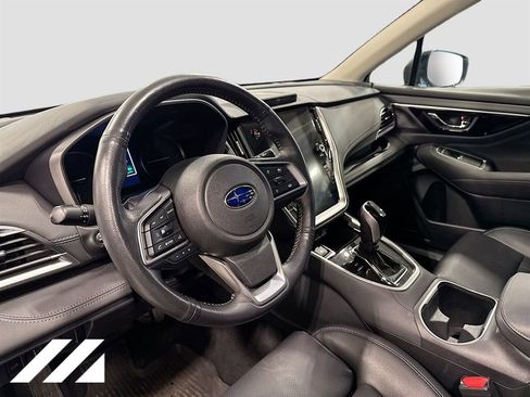 Used 2023 Subaru Outback Limited AWD/4WD image 9