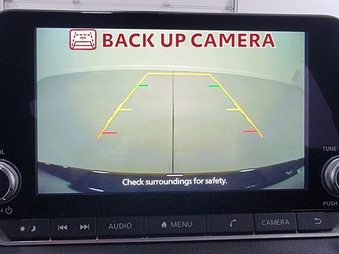 Used 2024 Nissan Sentra SV FWD image 23