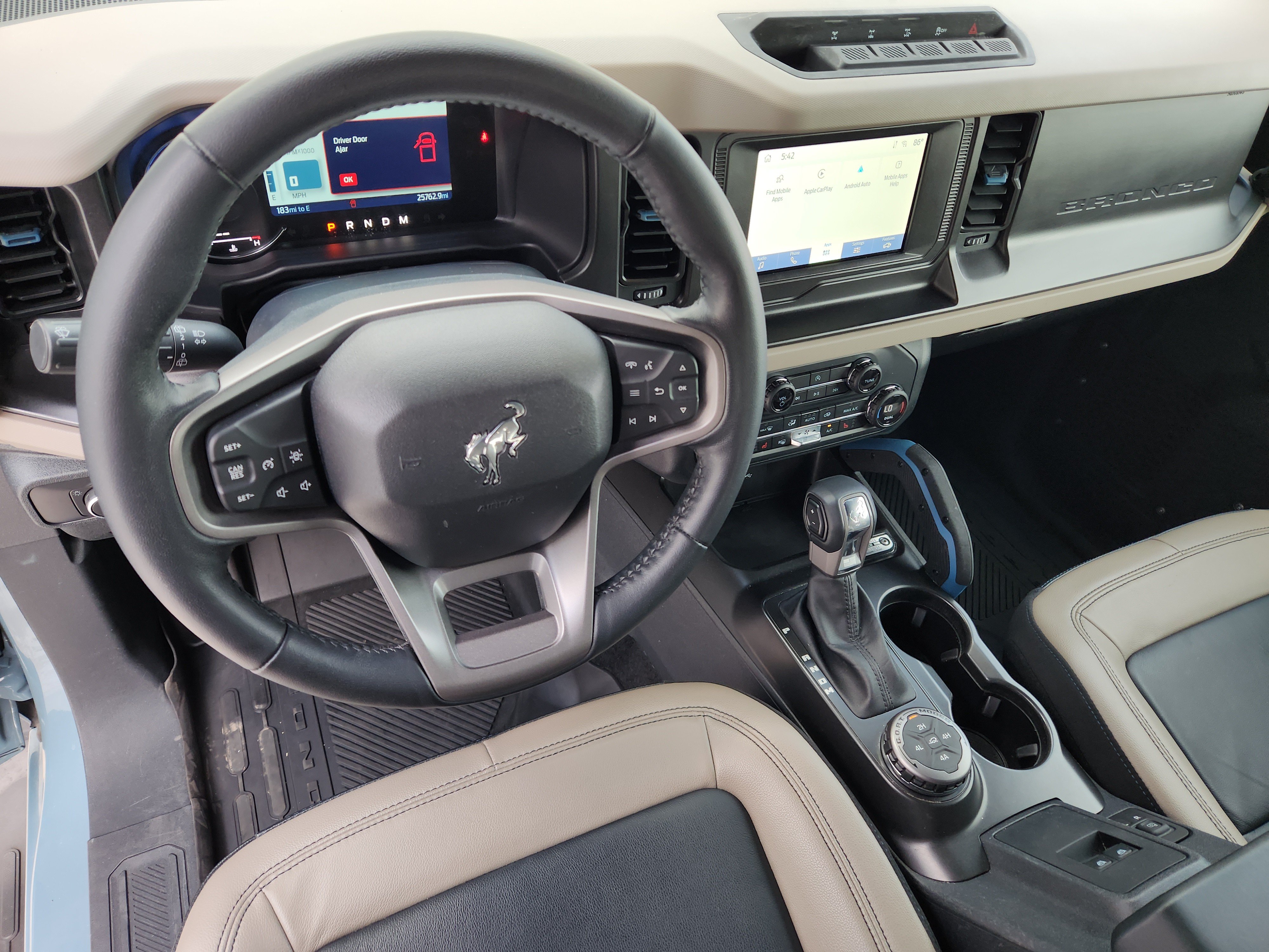 Used 2023 Ford Bronco Wildtrak AWD/4WD image 28