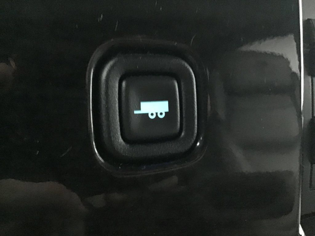 Used 2020 Chevrolet Express 2500 w/ Enhanced Convenience Package RWD image 34