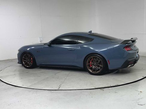 Used 2024 Ford Mustang GT Premium image 4