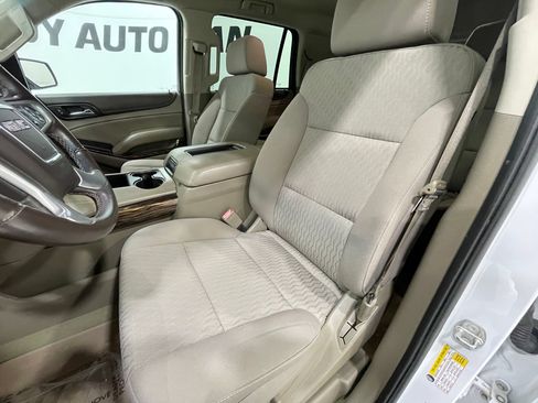 Used 2016 GMC Yukon SLE w/ HD Trailering Package AWD/4WD image 12