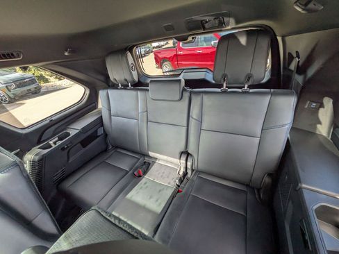 Used 2024 Toyota Sequoia Platinum AWD/4WD image 28