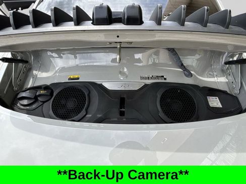 Used 2022 Porsche 911 Carrera image 11