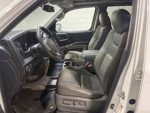 Used 2014 Honda Ridgeline RTL image 2