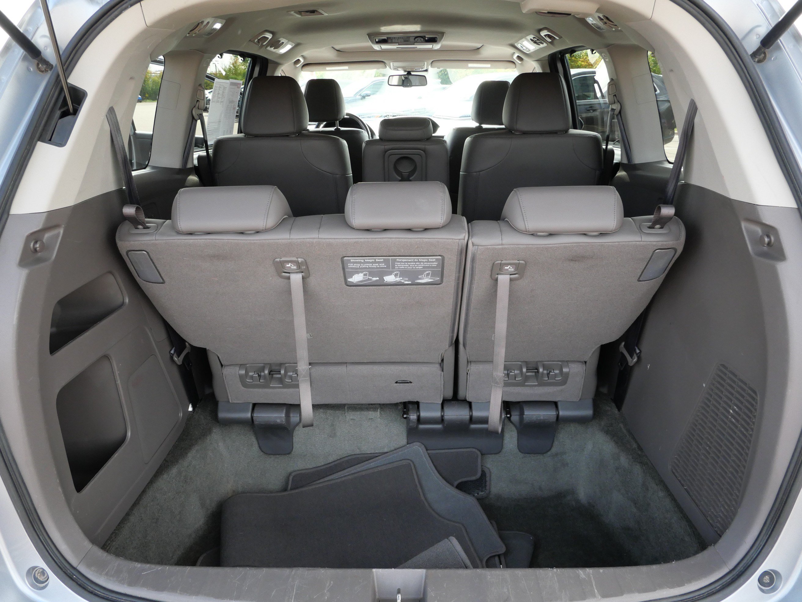 Used 2016 Honda Odyssey EX-L image 18