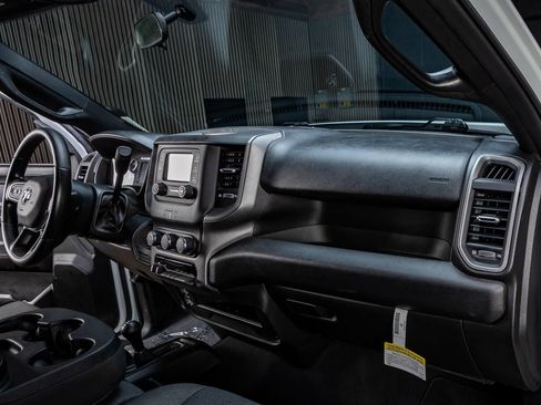 Used 2024 RAM 3500 Tradesman w/ Chrome Appearance Group AWD/4WD image 12