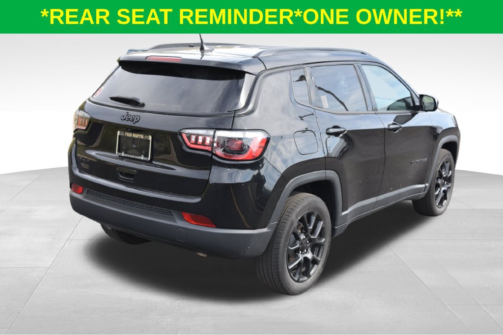 Used 2023 Jeep Compass Latitude w/ Convenience Group AWD/4WD image 10