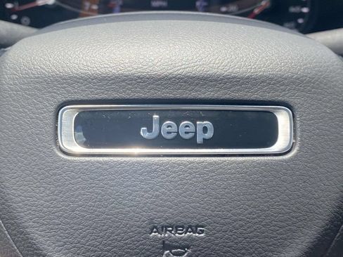 Certified 2024 Jeep Compass Latitude AWD/4WD image 31