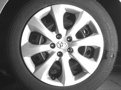 Used 2025 Toyota Corolla LE image 14