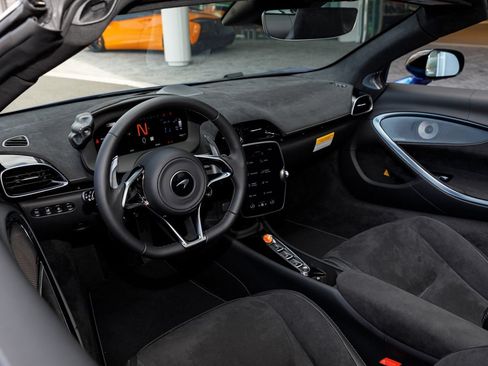 New 2026 McLaren Artura Spider RWD image 50