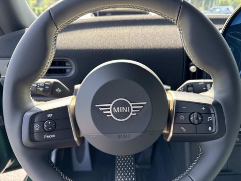 New 2026 MINI Cooper 2-Door Hardtop FWD image 29