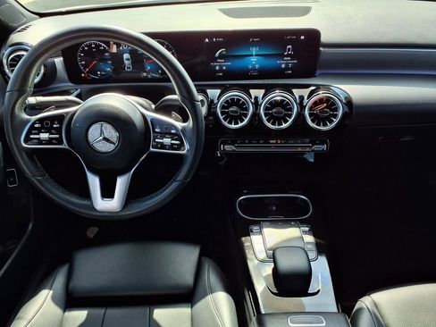 Used 2022 Mercedes-Benz A 220 image 12