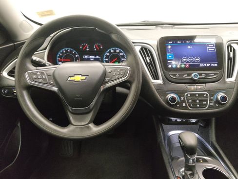 Used 2024 Chevrolet Malibu LT image 22